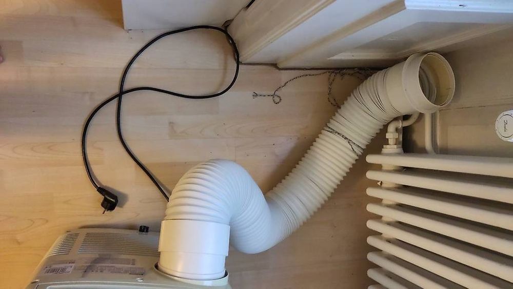 De'Longhi Klimageräte: DeLonghi Pinguino PAC N81 Klimagerät – Gebraucht aus Baar von brick2000 2