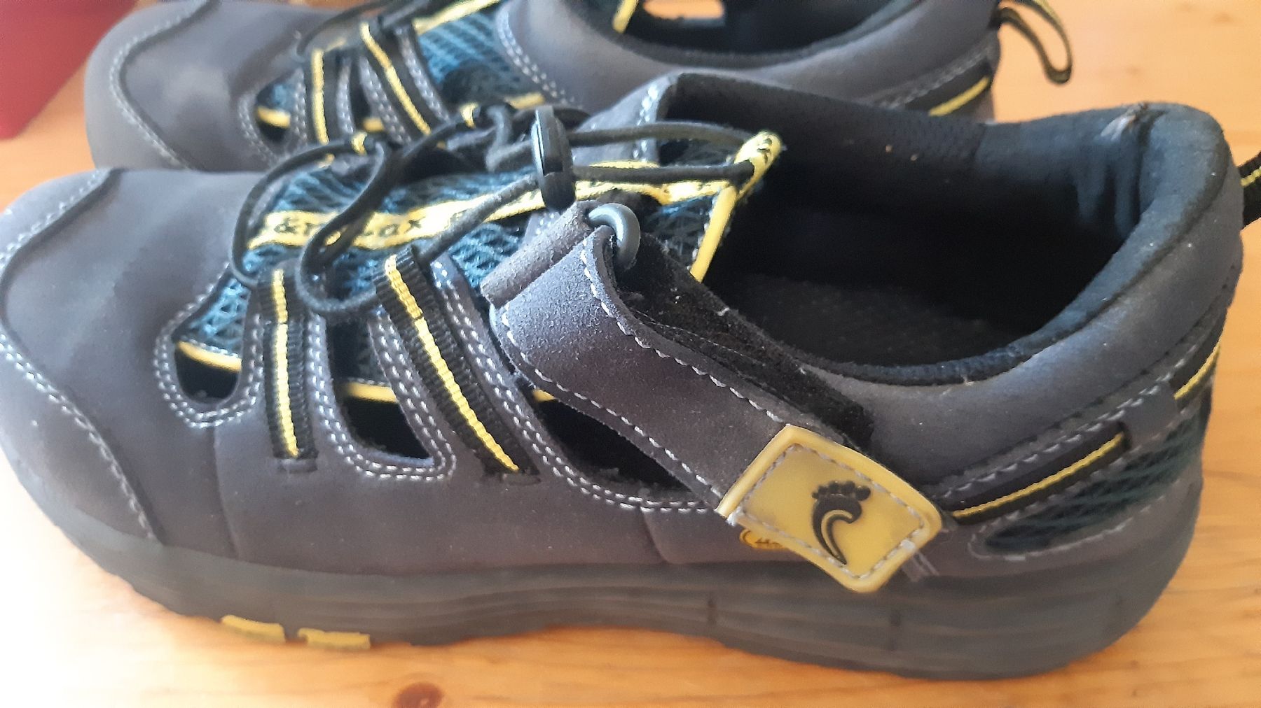 Scarpe da uomo: BAAK Arbeitsschuhe Rene 2 Grösse 41 S1P SRC ESD  – Usato da Oey venduto da Parkplatzbrocki 2