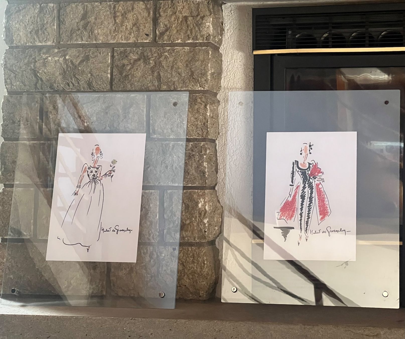 Dipinti: 2 croquis de  Givenchy – Usato da Lugnorre venduto da jul_lnh6 2