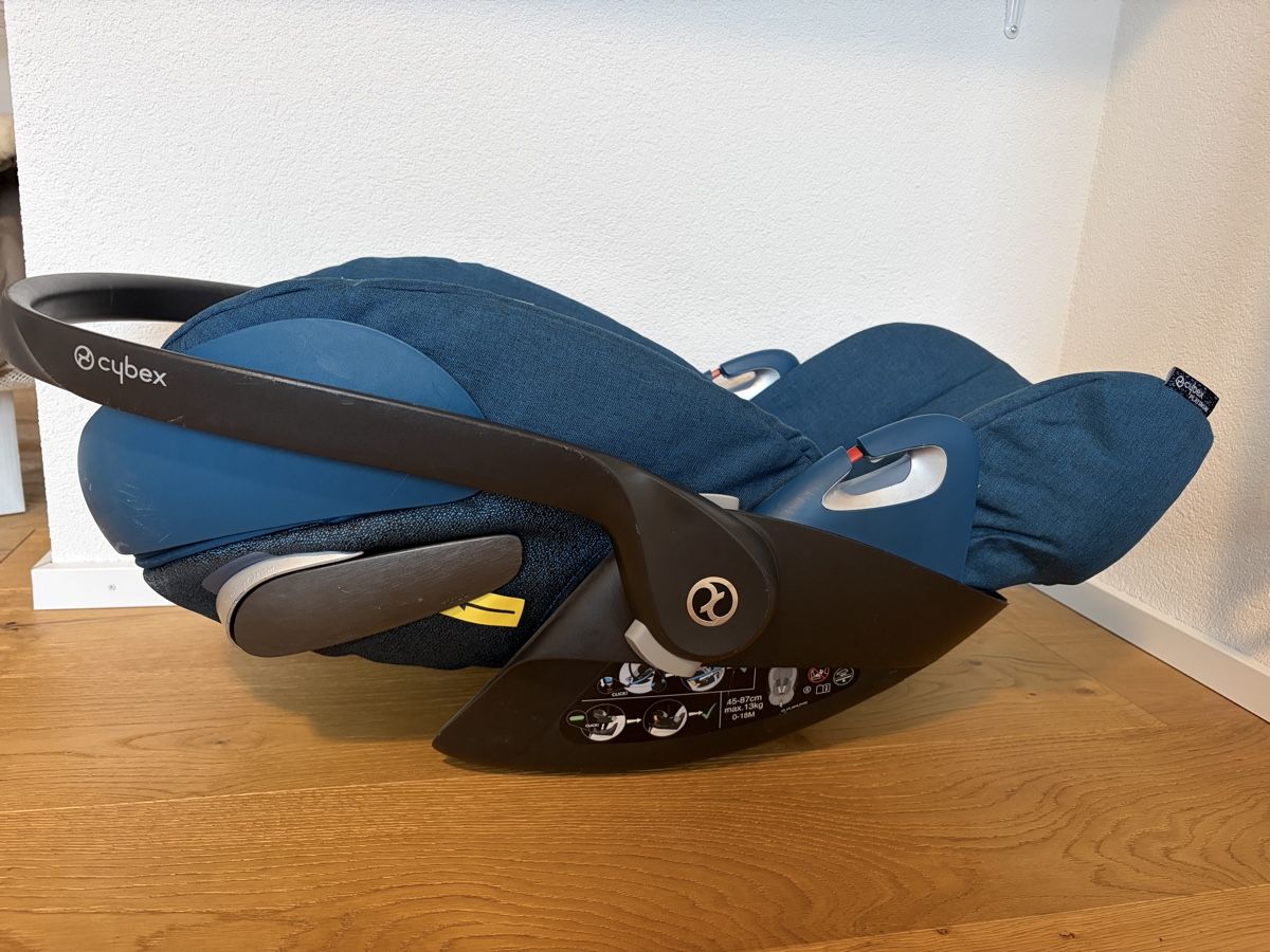 Cybex Seggiolini per auto: Cybex Cloud Z i-Size Plus – Usato da Gähwil venduto da sabu22 5