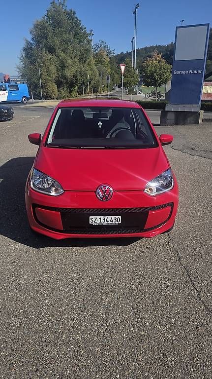 Autos: VW UP 1.0 MPI – D'occasion à Au ZH par Niko.niko90