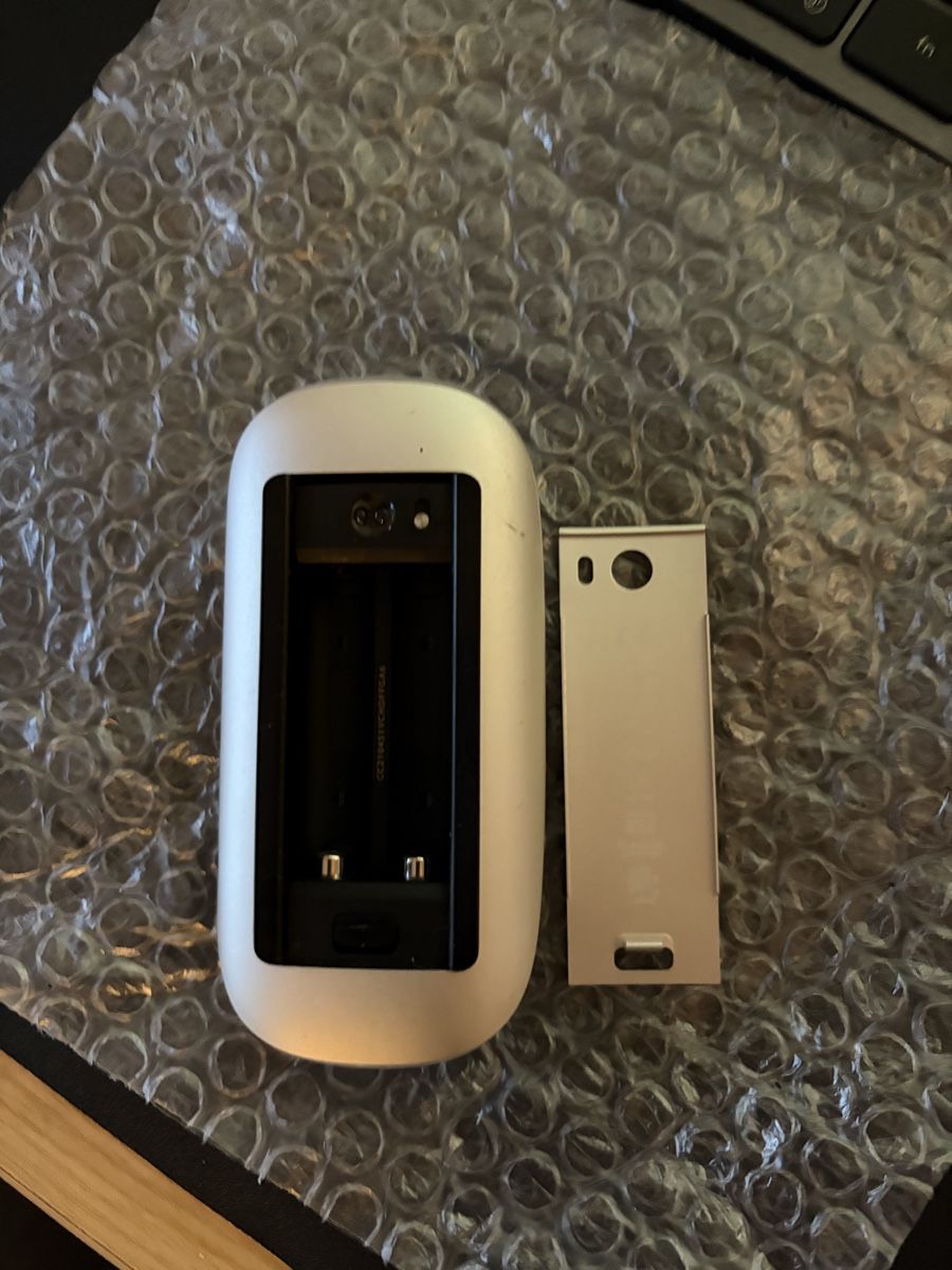Apple Mouse: Apple Magic Mouse - prima versione – Usato da Giubiasco venduto da sc-77 2