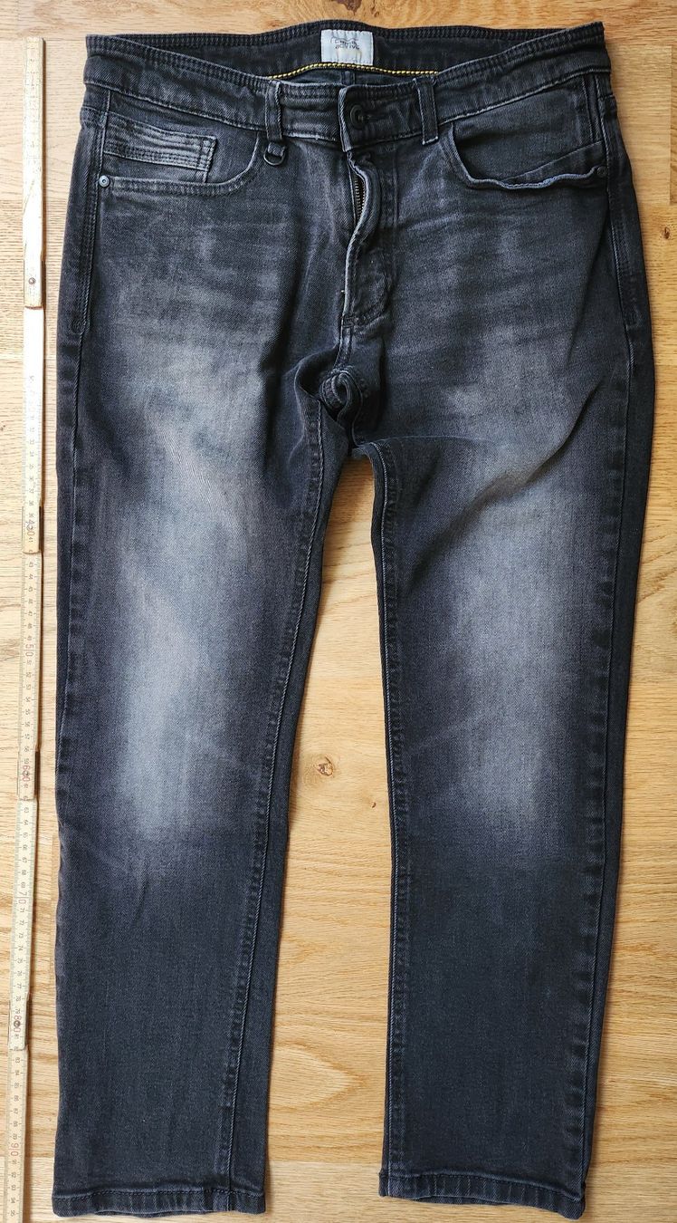 Jeans: Camel Active Jeans schwarz (Grösse M) – Usato da St. Gallen venduto da dovercametome