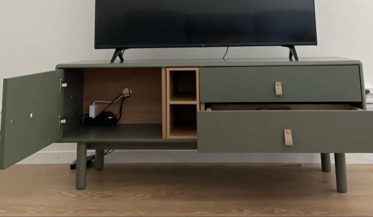 Mobili TV: Meuble TV  – Nuovo (secondo la descrizione) da Colombier NE venduto da dan_kv8c 3