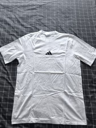 t shirt Adidas M einmal benutzt