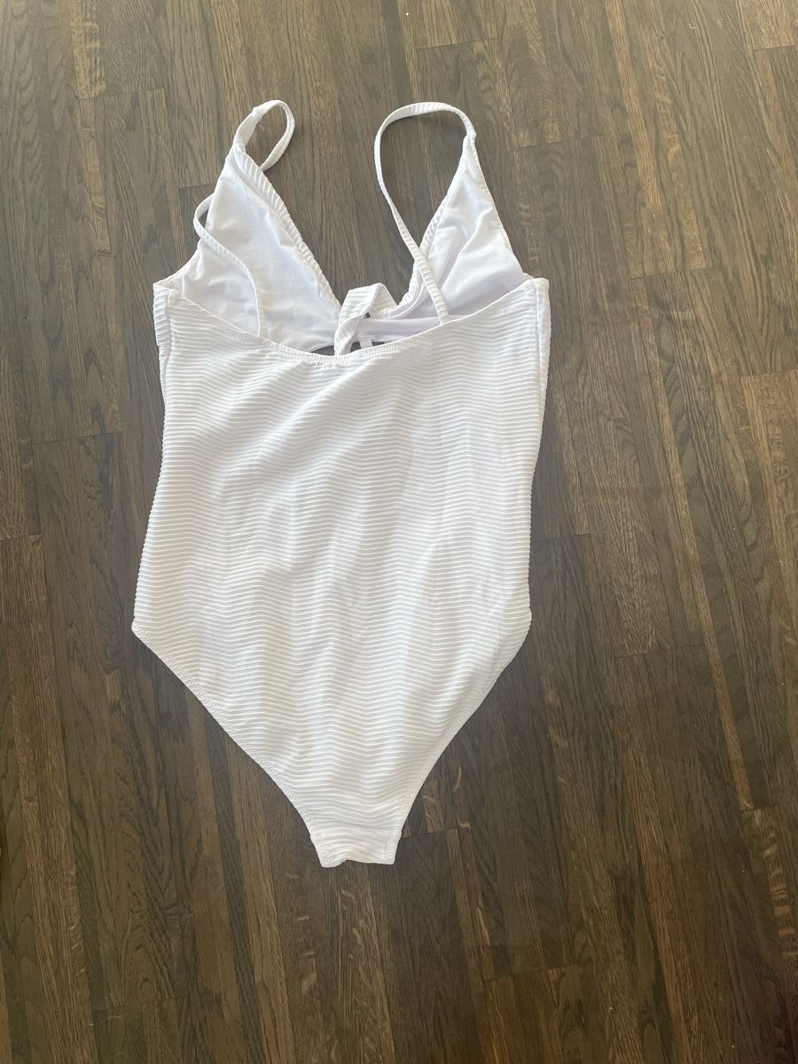 Pepe Jeans Costumi da bagno & Bikini: Weisser Badeanzug Grösse 40NEU mit Etikett – Nuovo (secondo la descrizione) da Zürich venduto da Claudia0174 2