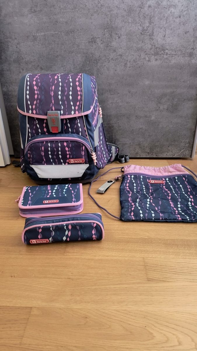 Step by Step Borse & Zaini: Mädchen Schulset – Usato da Zäziwil venduto da Liv696