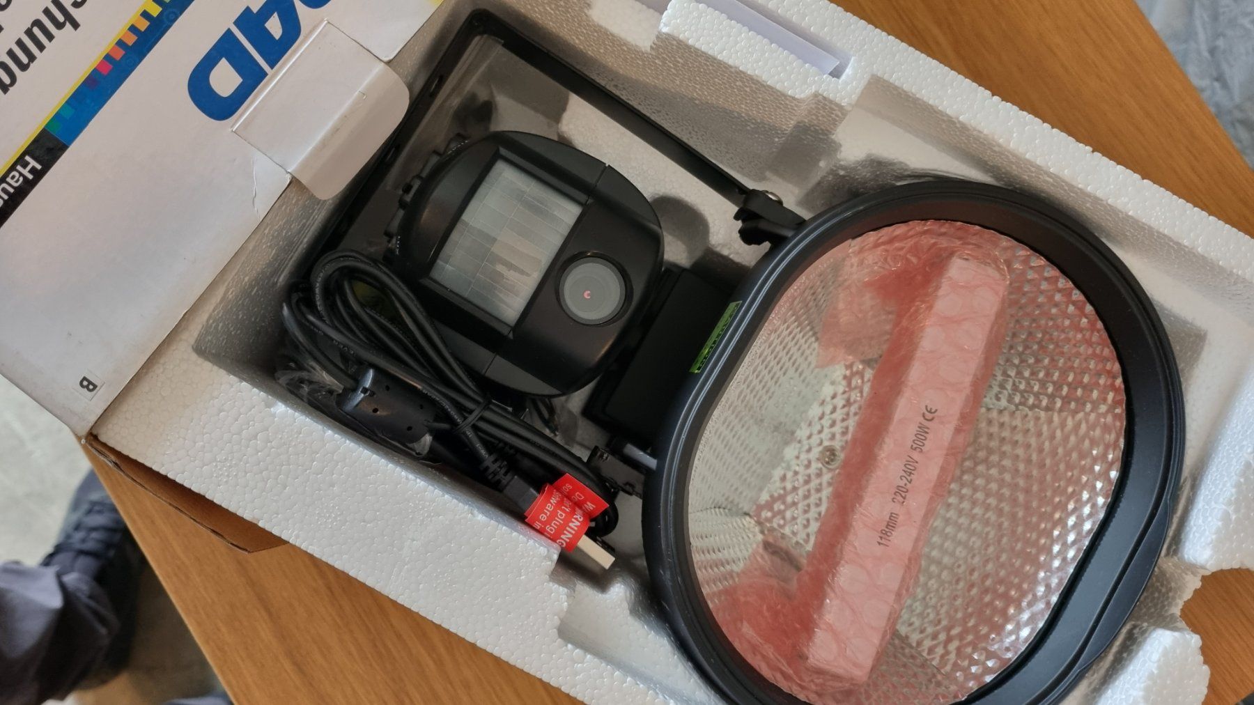 Sistemi d'allarme: Projecteur avec détecteur et camera de surveillance – Usato da Couvet venduto da Mima0077 2