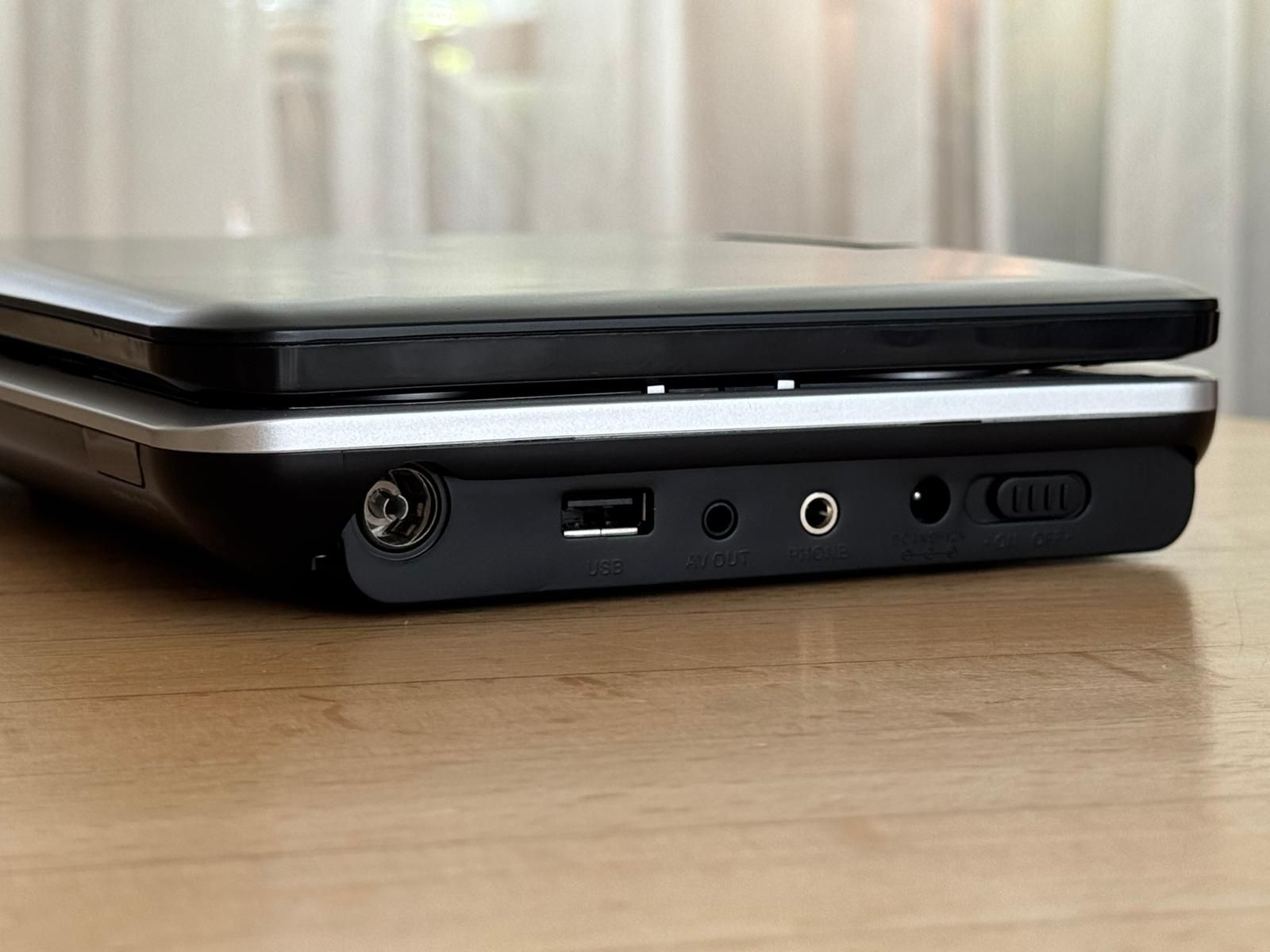 Lenco Lettore multimediale portatile: Lenco Portable DVD Player – Usato da Bern venduto da Enya1 5