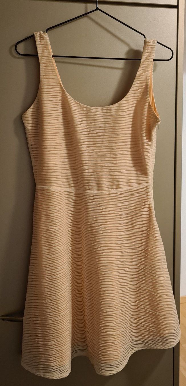 Vestiti: Kleid – Usato da Glattpark(Opfikon) venduto da ejo_m8fr