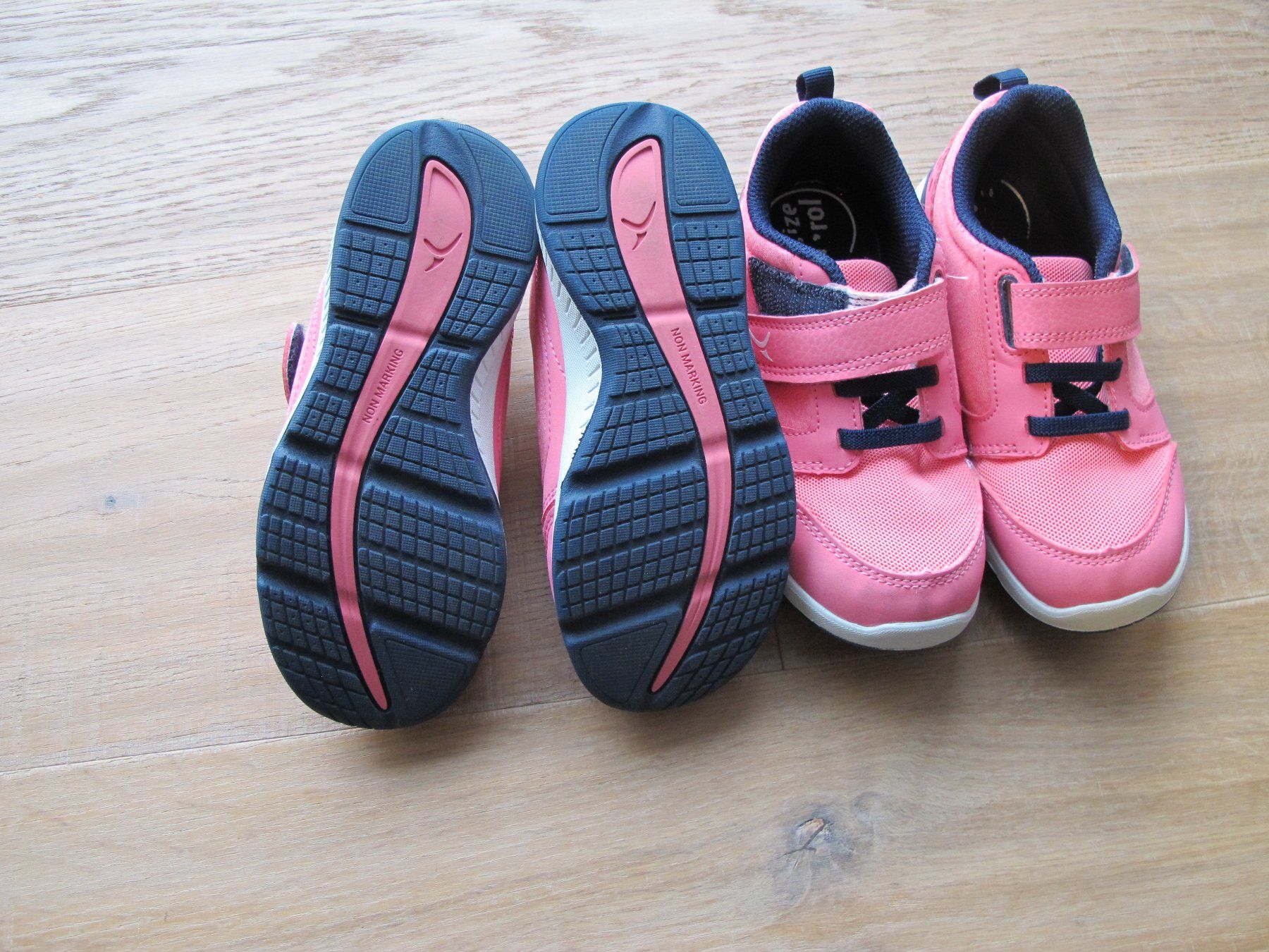 Schuhe für Mädchen: Turnschuhe Sportschuhe Gr. 28 – Gebraucht aus Rheinfelden von zwitschi_09 2