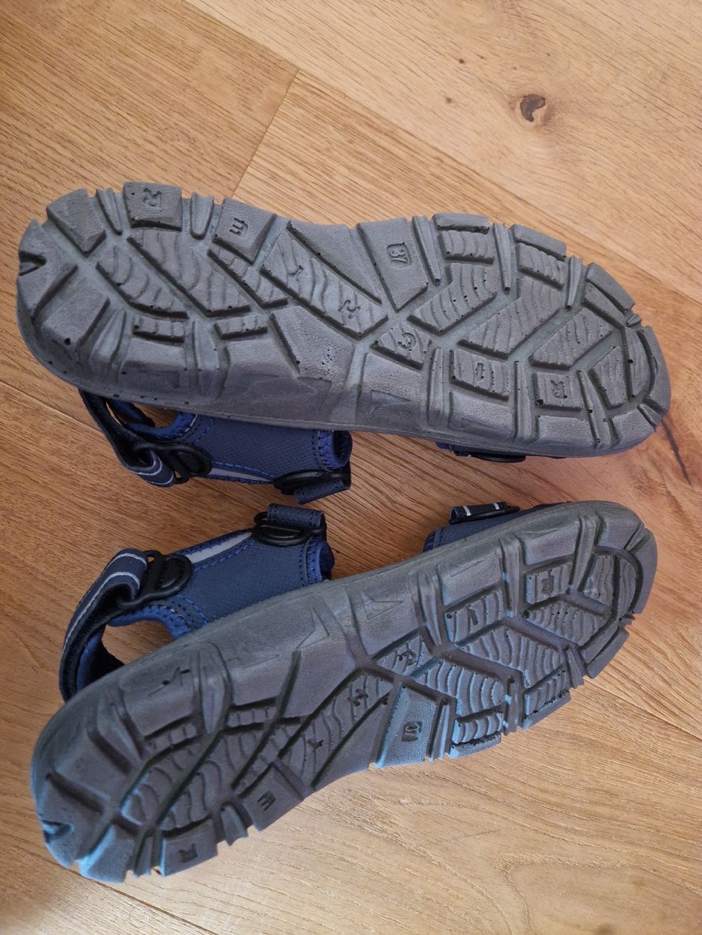 Scarpe da uomo: Richter Sandalen Gr. 37 – Nuovo (secondo la descrizione) da Altdorf UR venduto da midori05 1