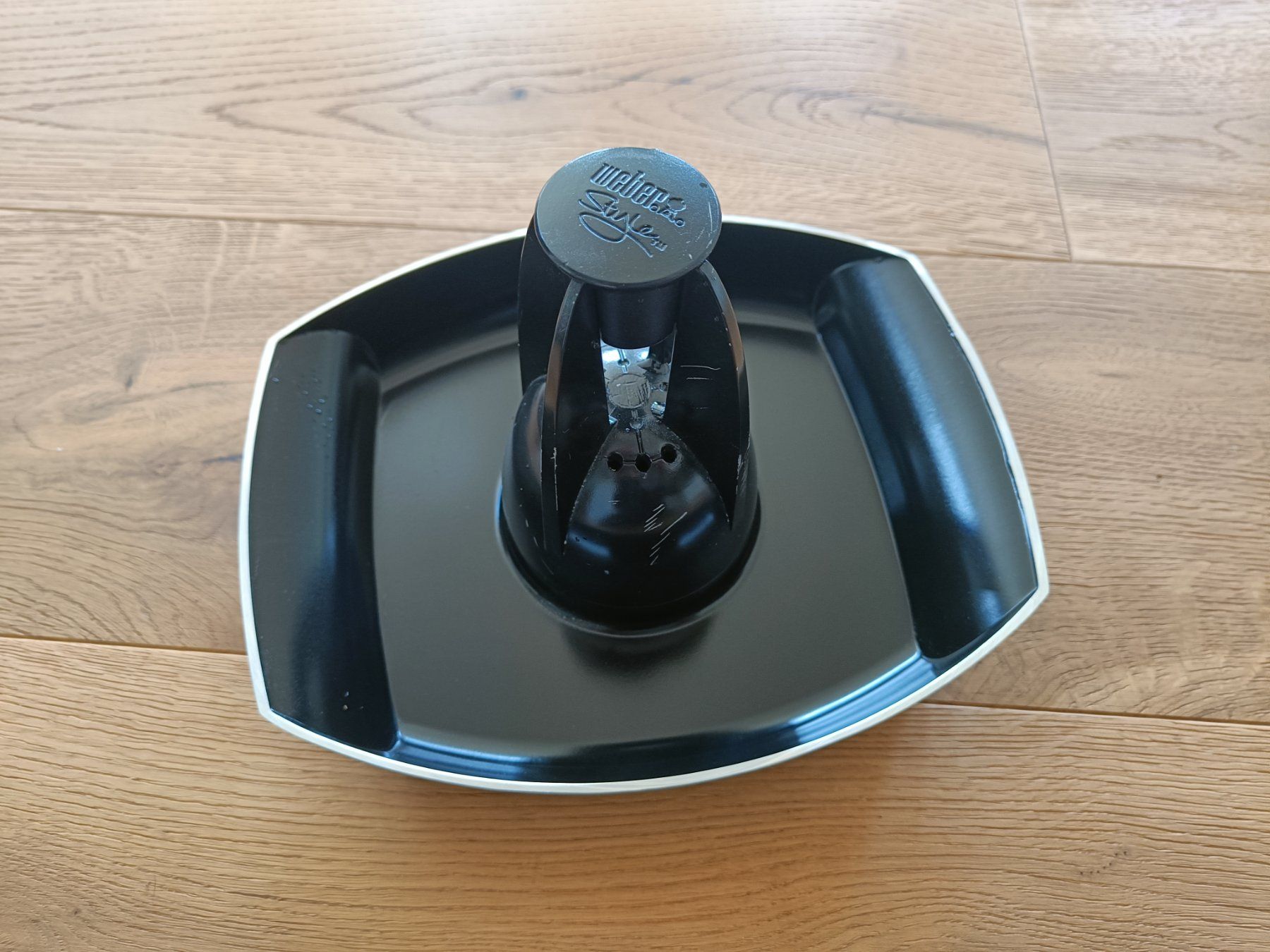 Weber Griglie: WEBER Delux-Geflügelhalter – Usato da Ottikon venduto da Obh 1