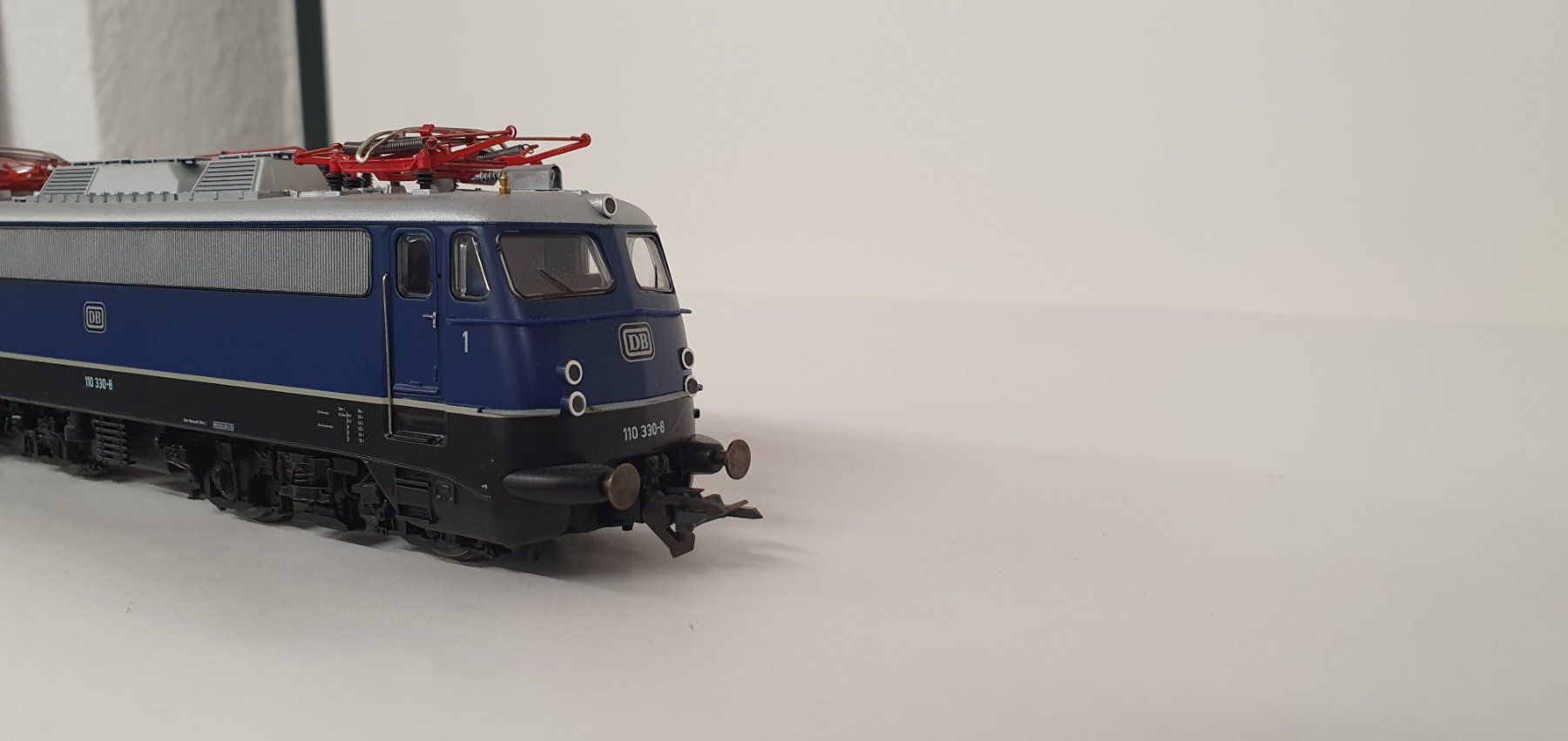 Roco Modellini di ferrovie: Roco 43790  DB BR E10 110 330-8  Bügelfalte, blau – Nuovo (secondo la descrizione) da Würenlos venduto da jub_nd5j 4