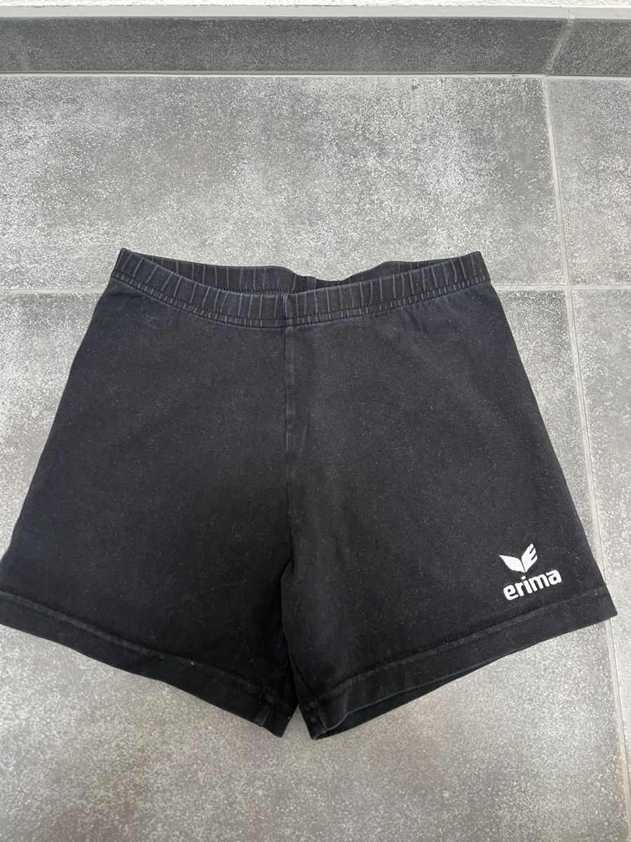 Erima Pantaloni: Erima Shorts Grösse 36 – Usato da Wettswil venduto da alstel24