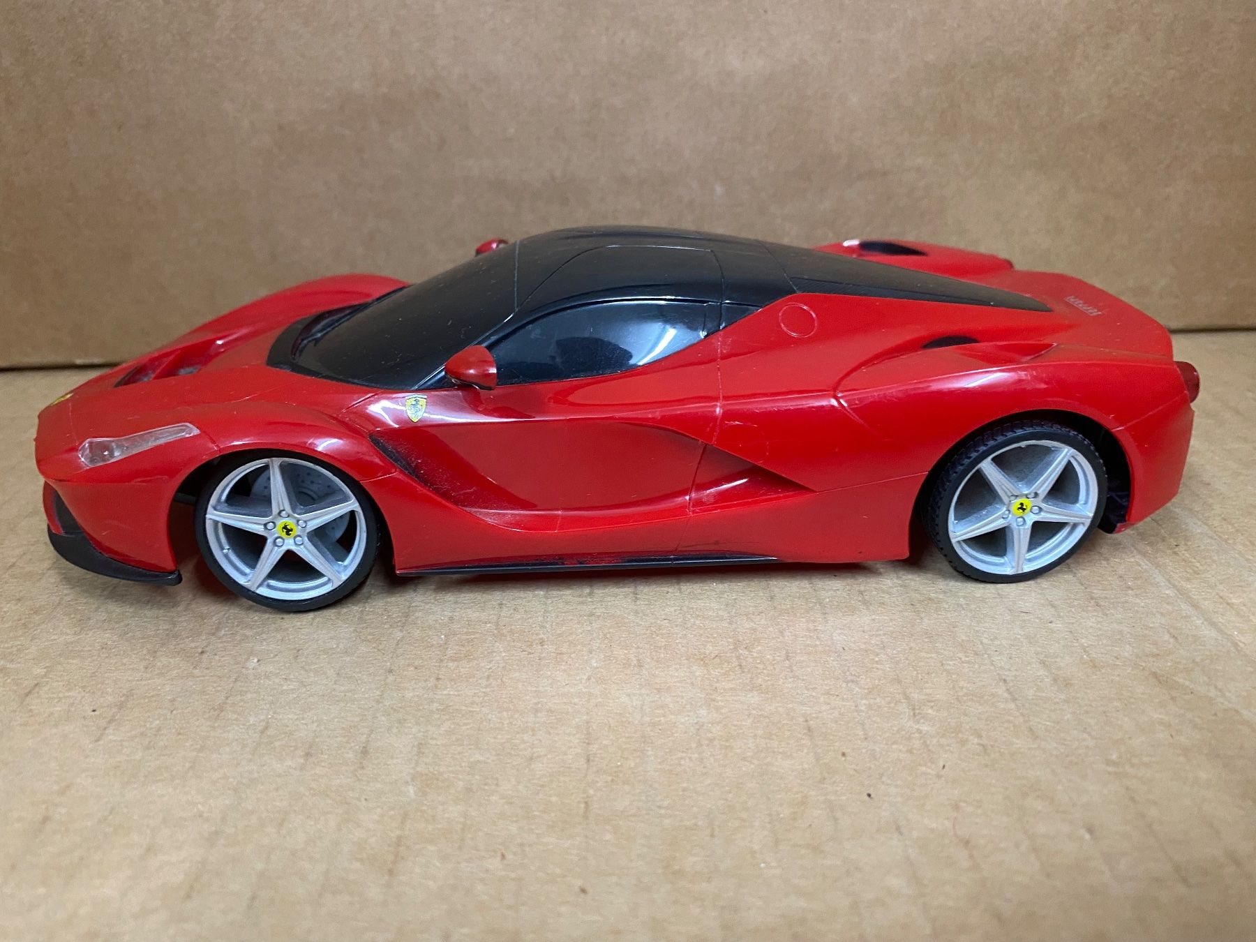 Ferrari Modellautos: Ferrari Modell – Gebraucht aus Eschlikon TG von ArtRec 1