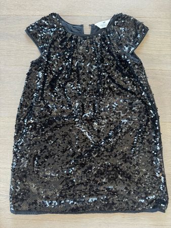 K leid H&M schwarz mit Pailletten Grösse 122
