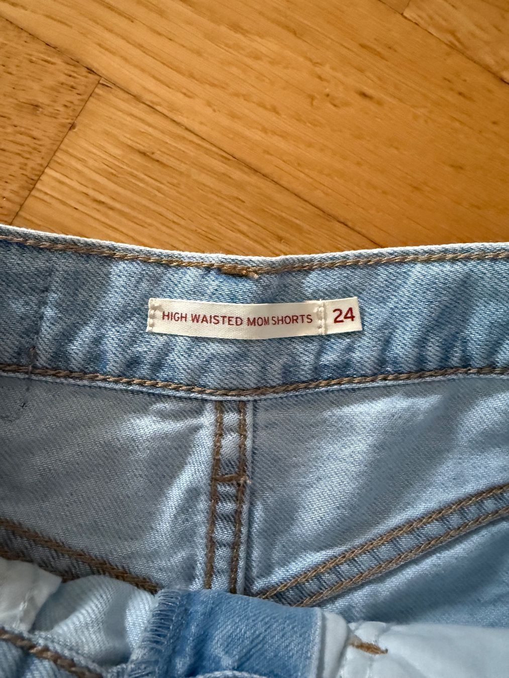 Levi's Jeans: Levis Jeans Shorts – Neuf (Voir description) à Zürich par Lolla4 1