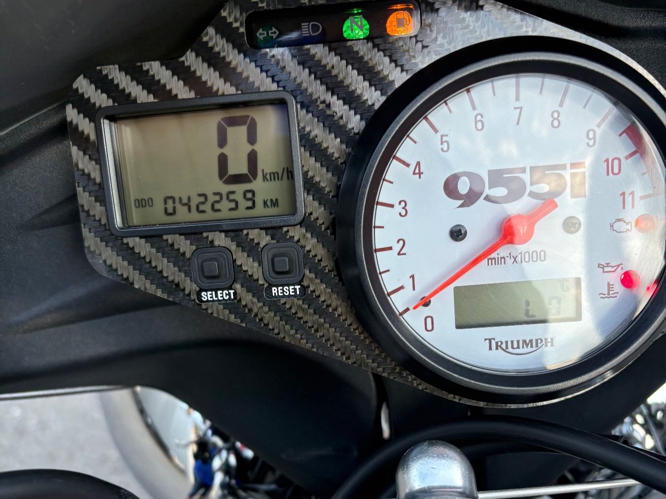 Triumph Route: Triumph Speed Triple 955i – D'occasion à Sevelen par oblas 3