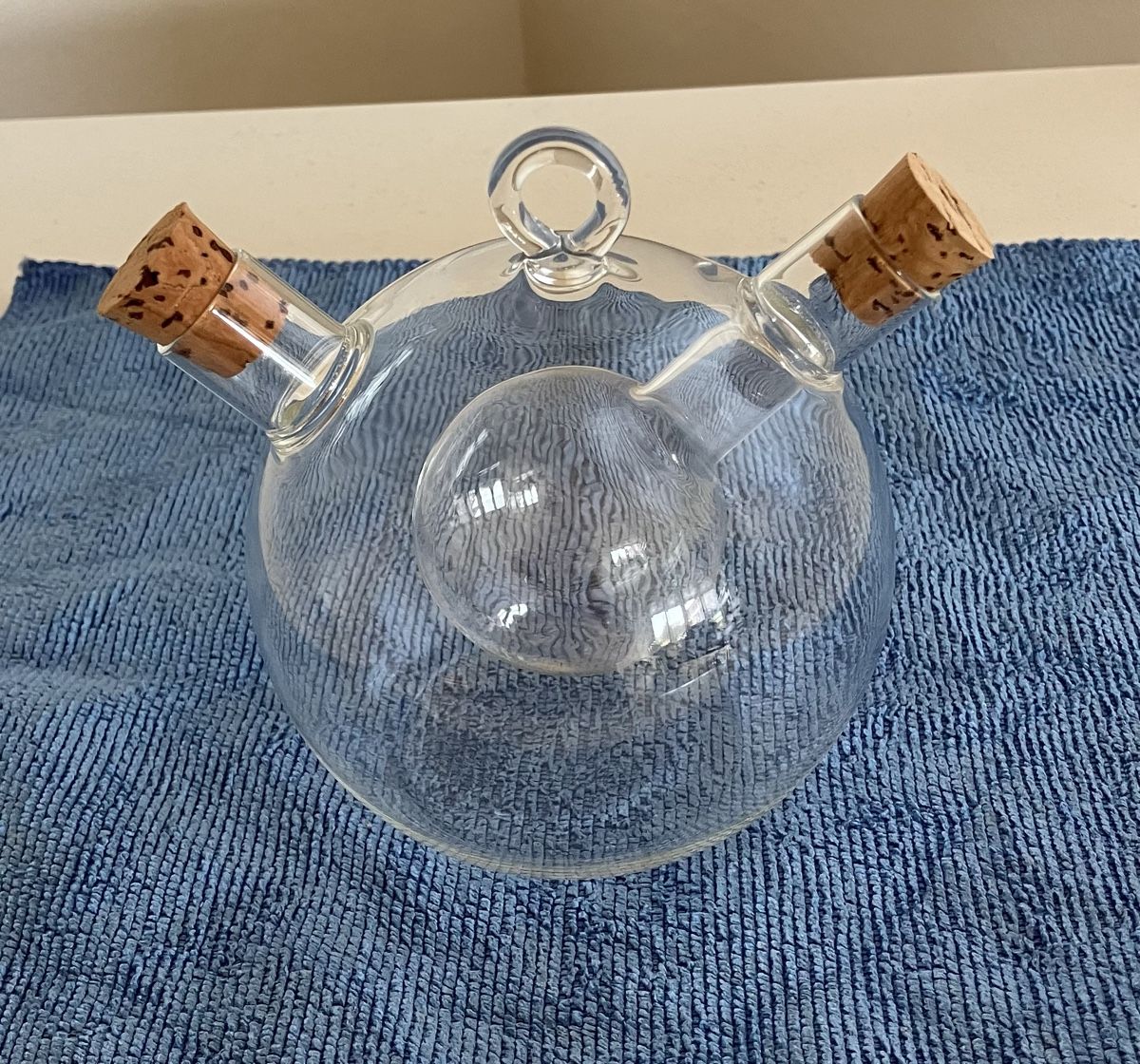 Caraffe: Glas Karaffe Essig- & Ölflasche 2in1 neu – Nuovo (secondo la descrizione) da Neschwil venduto da Luna19610 2