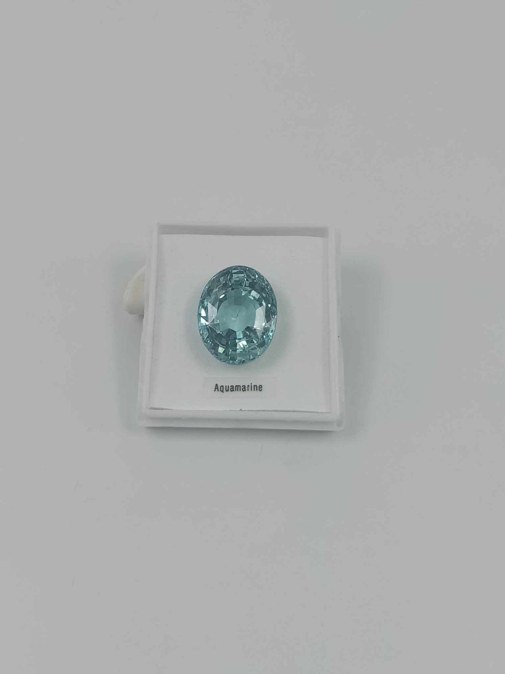 Pierres précieuses: 1 AQUAMARIN 74.75 CT. – D'occasion à Luzern par EdiGem