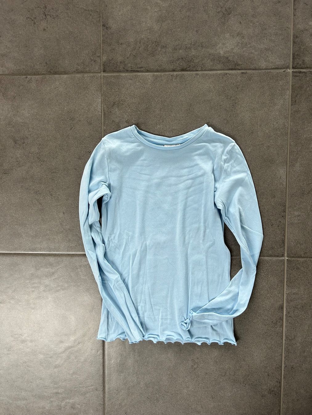 Camicette, T-shirt & Top: OVS Langarmshirt hellblau Gr. 158 – Usato da Wohlen b. Bern venduto da Beppe99