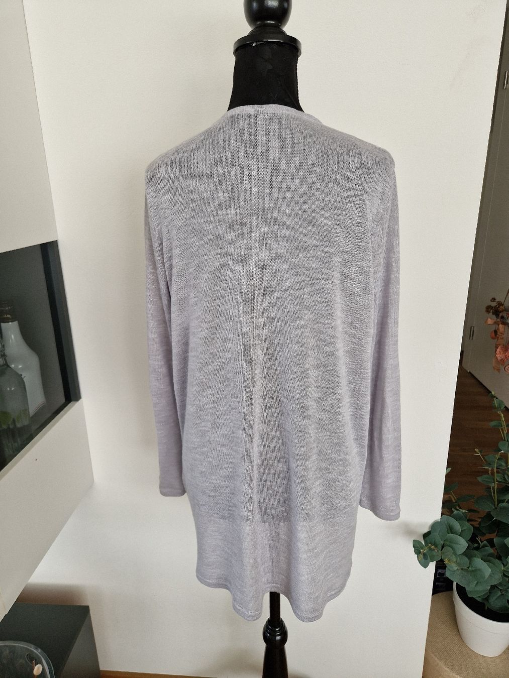 Lotti di vestiti: Tshirt und Cardigan, Gr. S – Usato da Nendeln venduto da allerliabschteszuegs 3