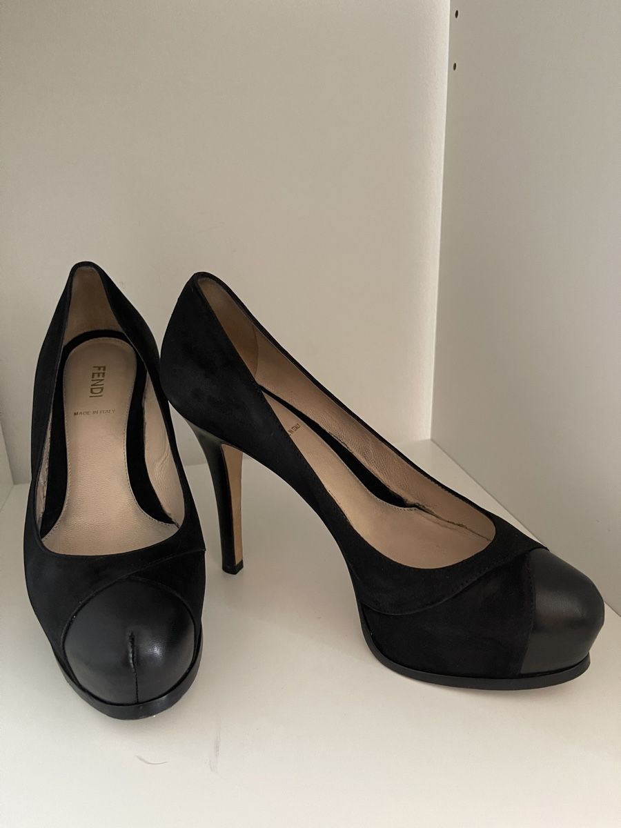 Fendi Scarpe da donna: Fendi black suede high heels size 37.5 – Usato da Lugano venduto da cri_djb 2
