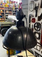 Emaillierte Hängelampe, Industrielampe, Industrialdesign