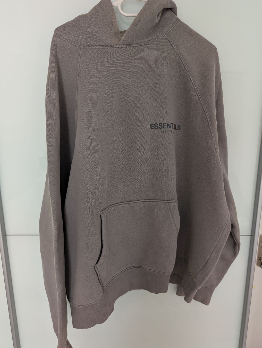 Fear of God Pulls & Sweat-shirts: Fear of God Essentials | Pullover | M – D'occasion à Altdorf UR par Mattia0226