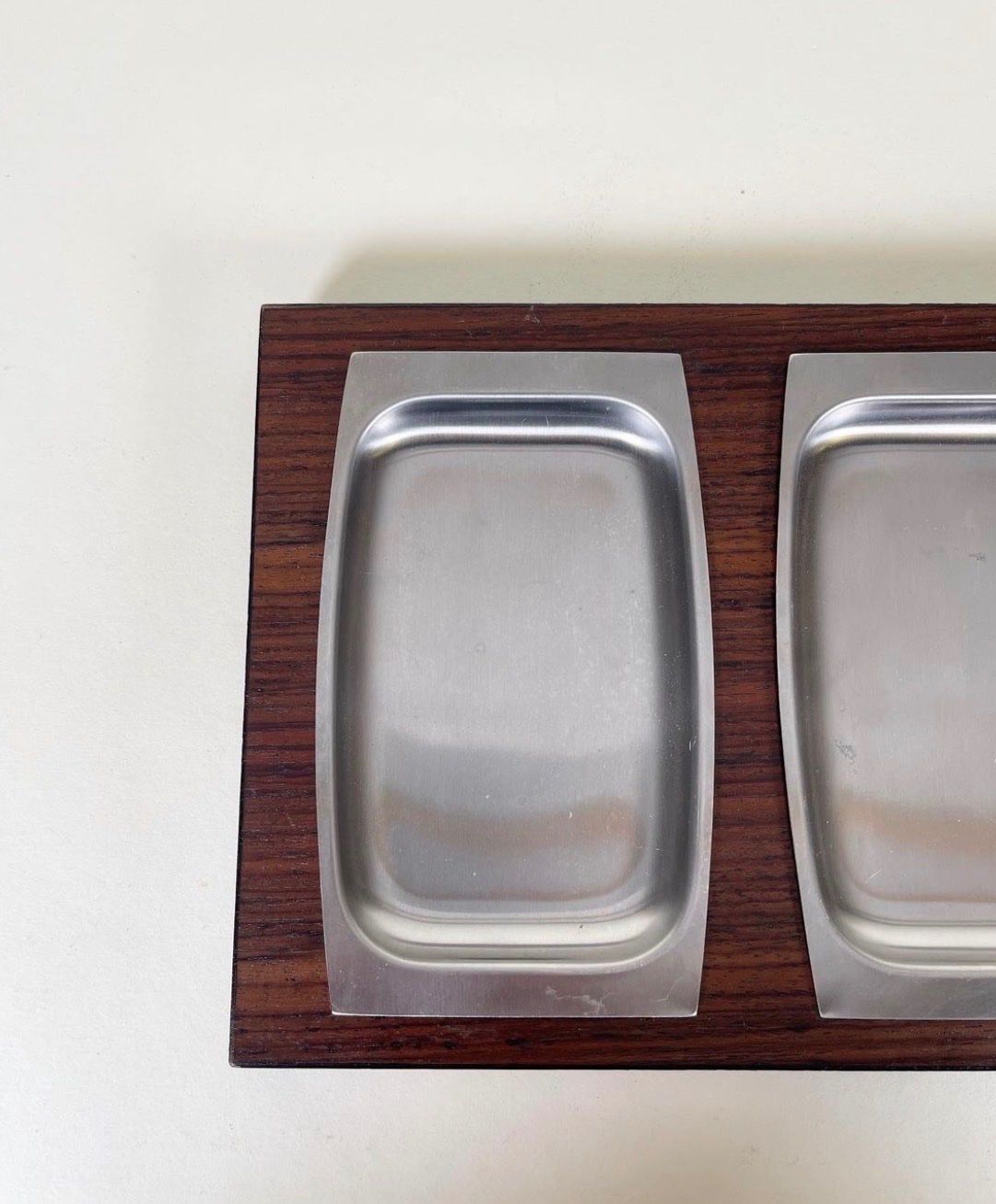 Plateaux: Serviertablett Danish Teak mit 3 Apero Schalen – D'occasion à Zürich par Son_77 1
