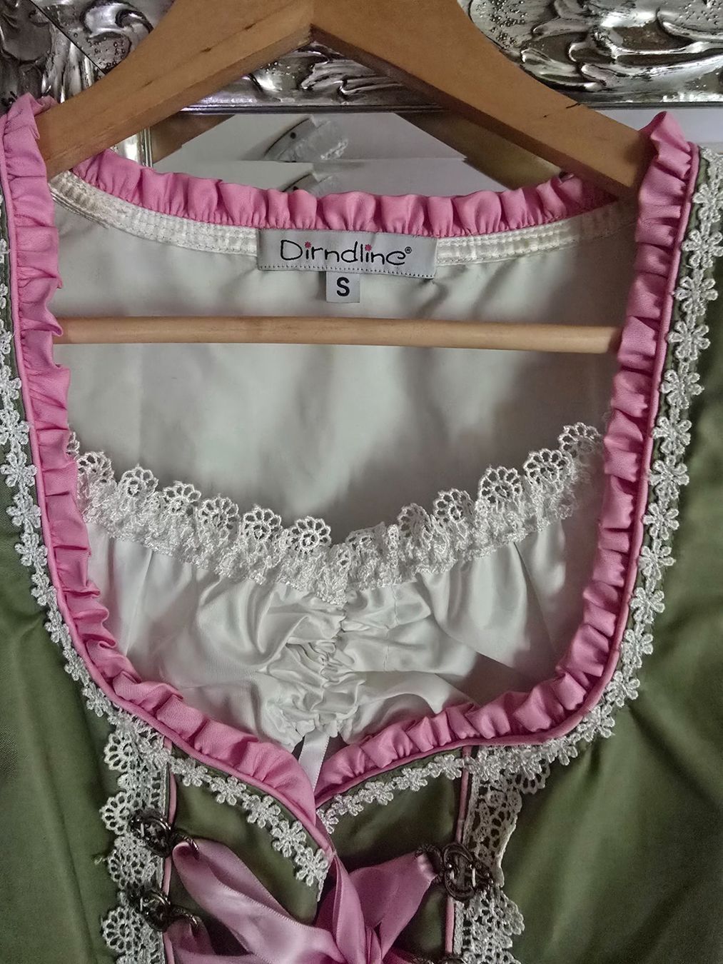 Vestiti: Schönes Dirndl Gr. S von Dirndline – Usato da Reute AR venduto da angelflower 3