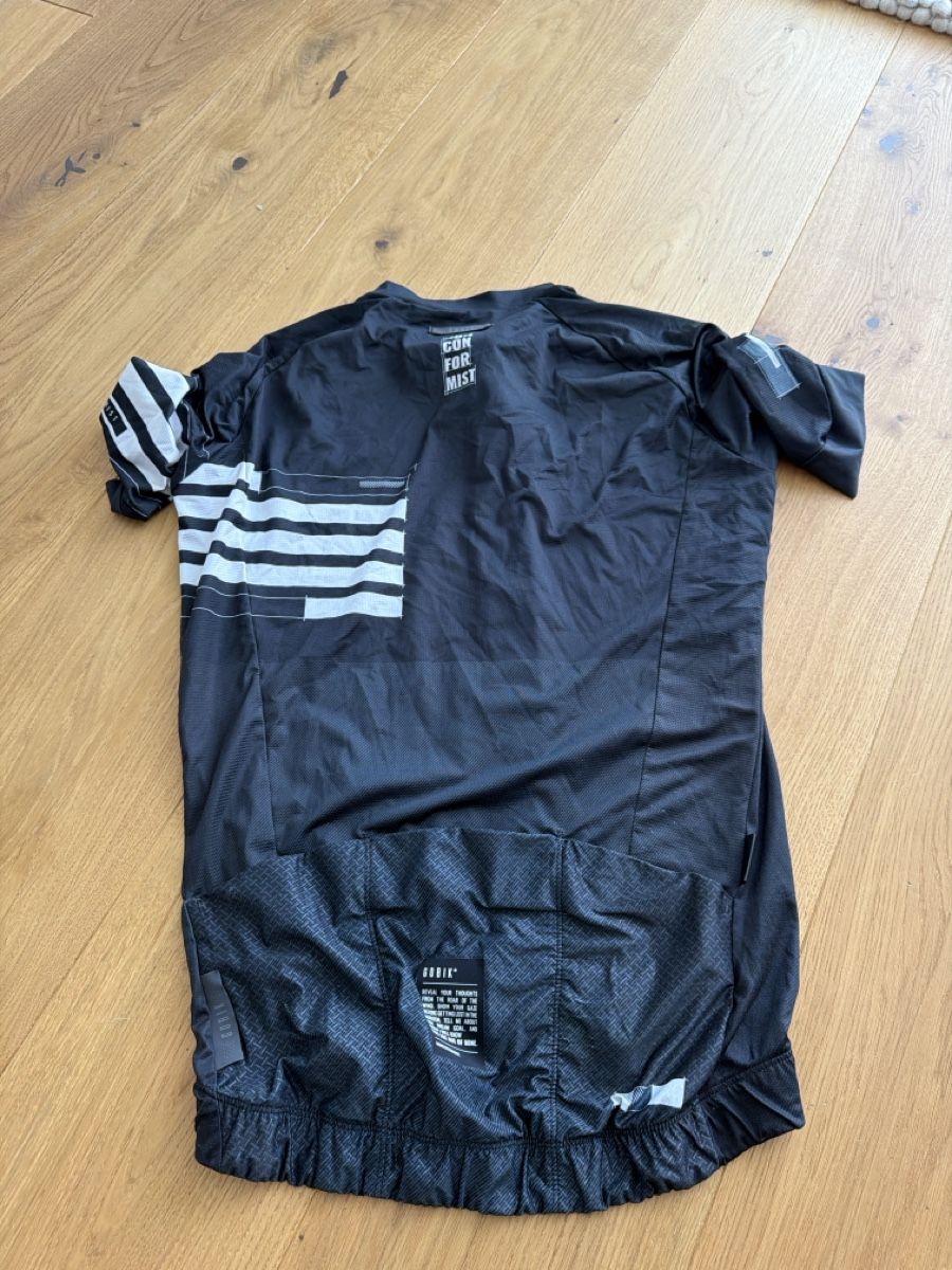 Gobik Leibchen & Hosen: Fahrrad Trikot I Gobike Gr. L – Gebraucht aus St. Gallen von Janeli. 3