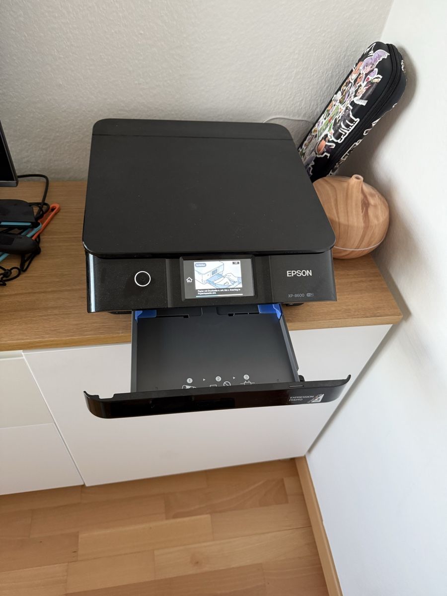 Epson Stampanti: Epson Expression Photo XP-8600 Top Zustand! – Usato da Zürich venduto da Bezo.zh 2
