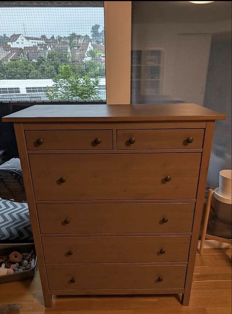 Ikea Commodes: IKEA Hemnes Kommode, 6 Schubladen, neuwertig – Neuf (Voir description) à Basel par len_hx7l