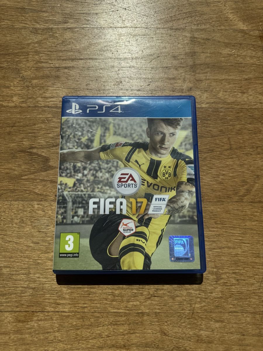 Sony Jeux: Fifa 17 Ps4 Version – D'occasion à Zürich par JulioZuerich