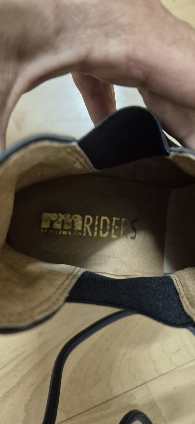 Scarpe da donna: Reitschuhe Grösse 40 schwarz – Nuovo (secondo la descrizione) da Horgen venduto da caipiman 1