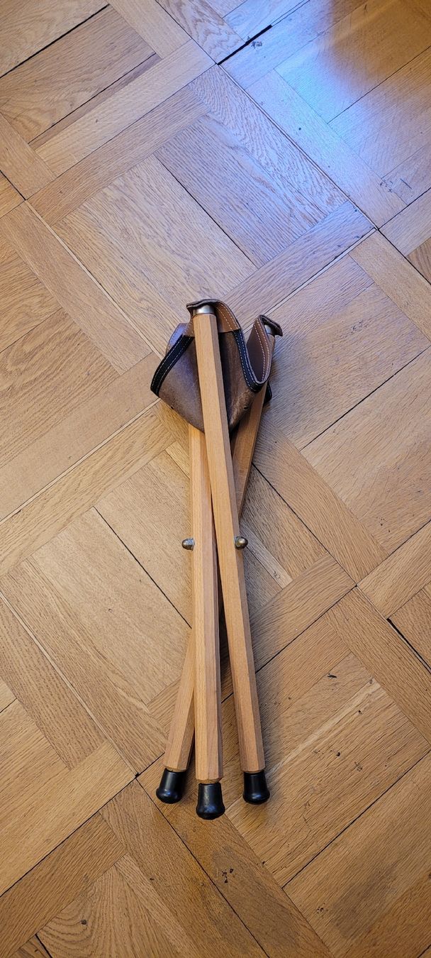Hocker: chaise pliable cuir Mabef avec sac . – Neu (gemäss Beschreibung) aus Genève von uneautresaison 1