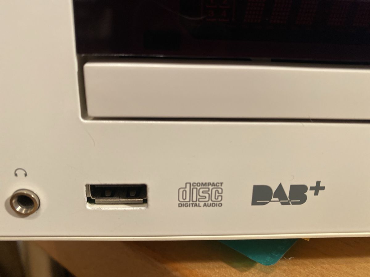 Onkyo Sistemi audio & multimediali: CD Receiver ONKYO CR-255DAB – Usato da Hombrechtikon venduto da Loollaan 7