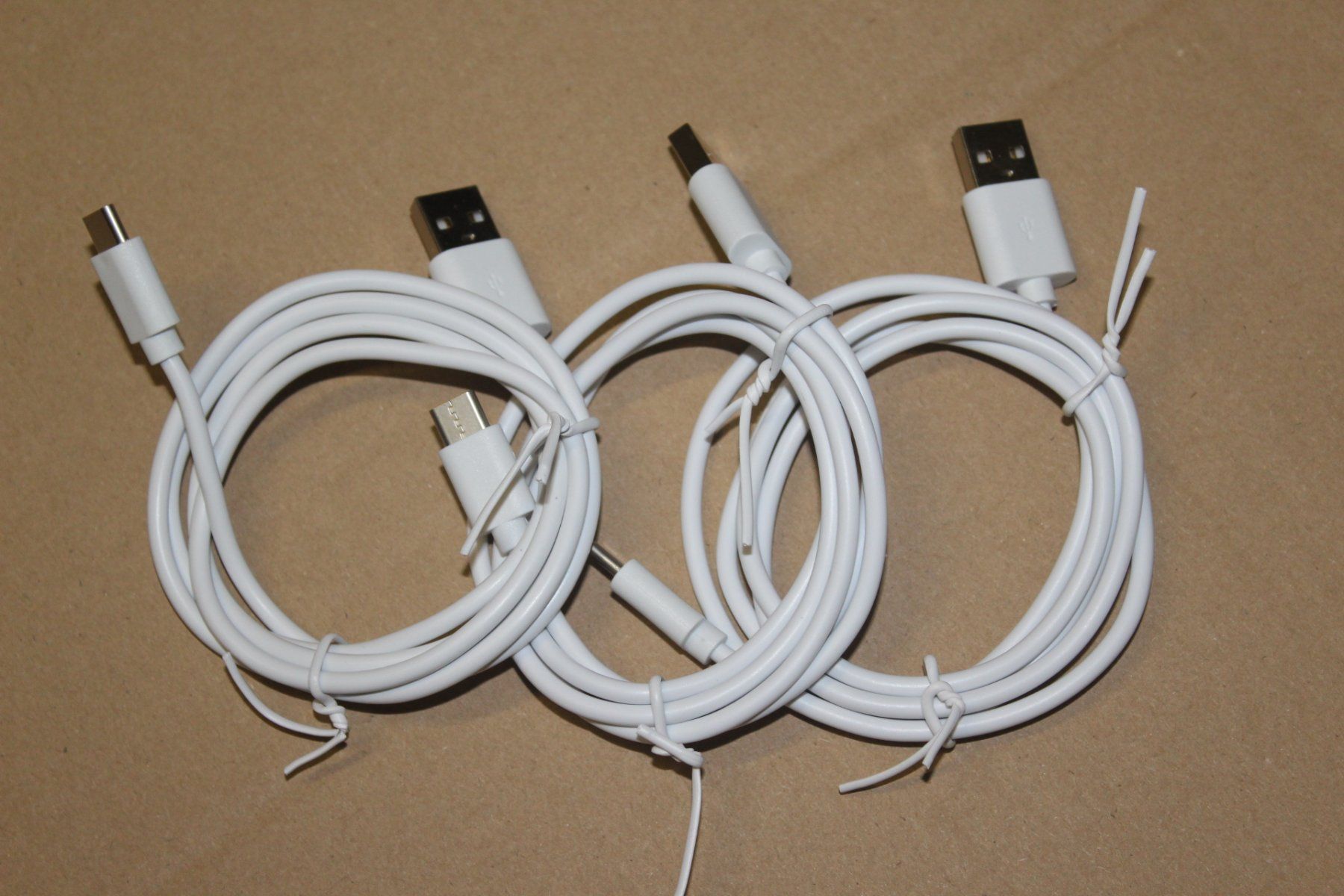 Kabel: für Apple iPhone 15 16 17 3 x  USB-C Ladekabel Datenkabel – Neu (gemäss Beschreibung) aus Kirchdorf AG von Lionstein