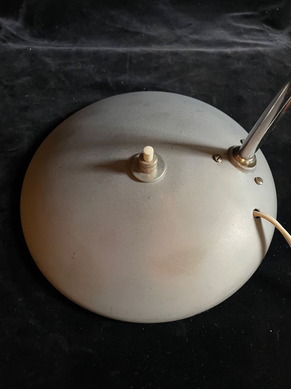 Lampade: Lampe de table industrielle, Bauhaus, année 50 – Usato da Prez vers Siviriez venduto da Mistinguette 3