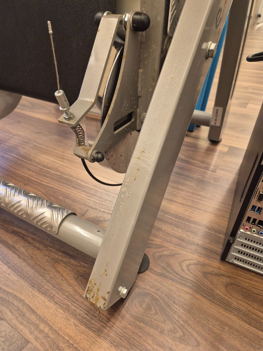 Hometrainer: Laufband ohne Motor – Gebraucht aus Schönenwerd von btr_6v28 3