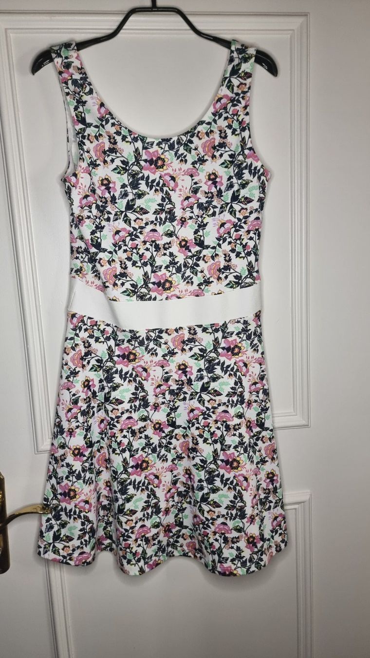 Vestiti: 🌺Kleid Größe 40-L🌺 – Usato da Wald ZH venduto da CapLux 2