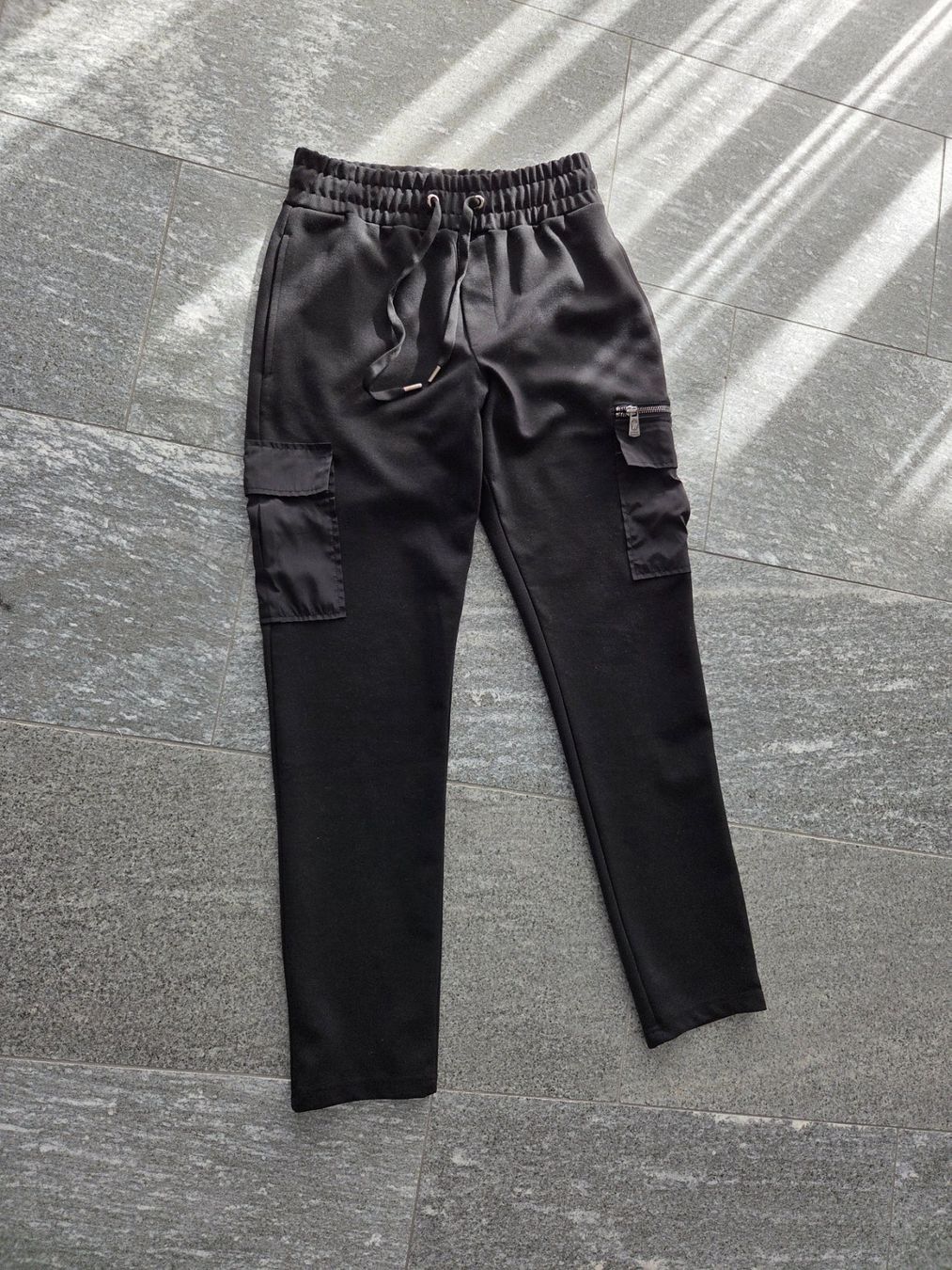Moncler Pantaloni: MONCLER Hose GR S Baumwolle – Usato da Luzern venduto da annabelle25