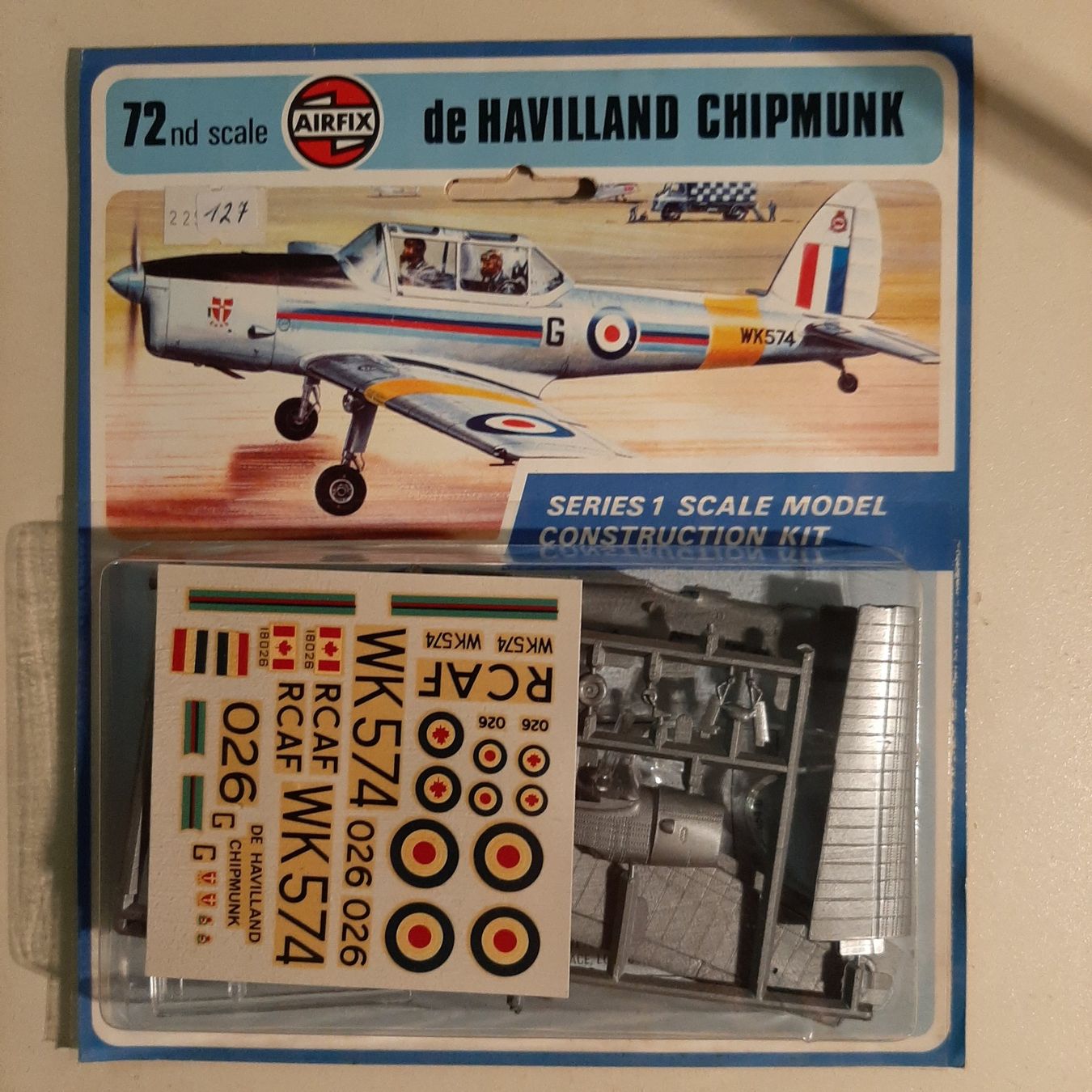 Airfix Kit di modellismo & Modellini statici: 127 ... D.H. DHC-1 Chipmunk T.10 ... Airfix 01054 ... NEU – Nuovo e nell'imballaggio originale da Bonstetten venduto da Benibanny59 1