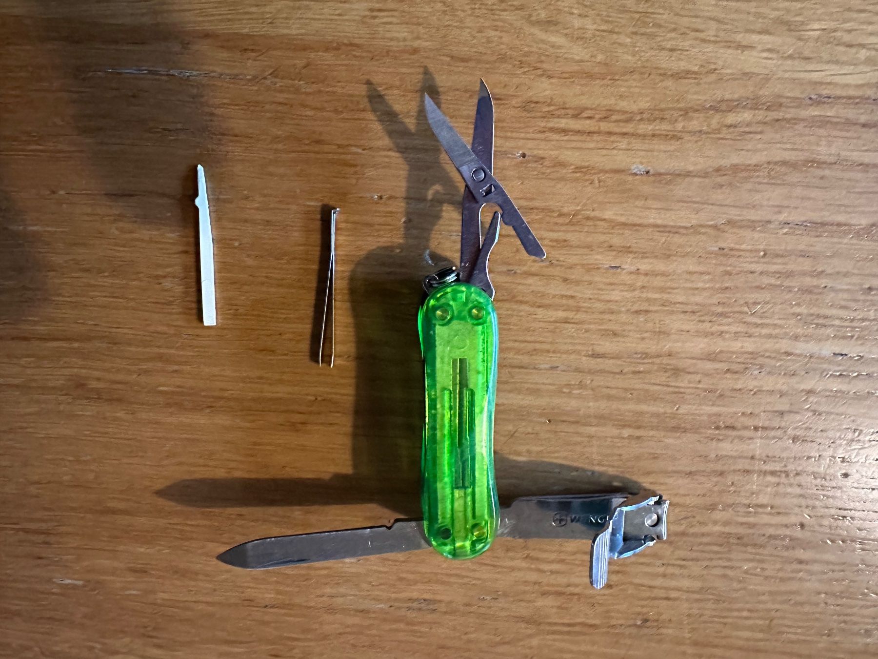 Wenger Taschenmesser: Couteau de poche Wenger – Gebraucht aus plagne von grandgalop 1