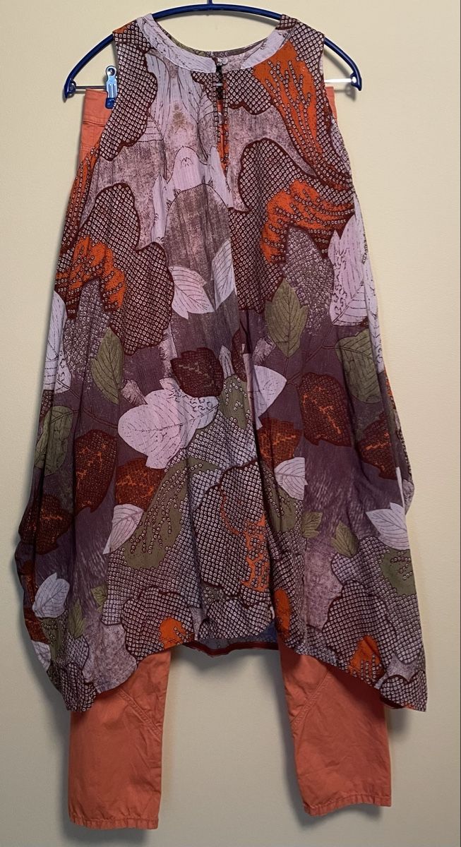 High Lotti di vestiti: Pantalon et tunique High Use, taille 32-34 – Usato da Vernayaz venduto da Veron1 4