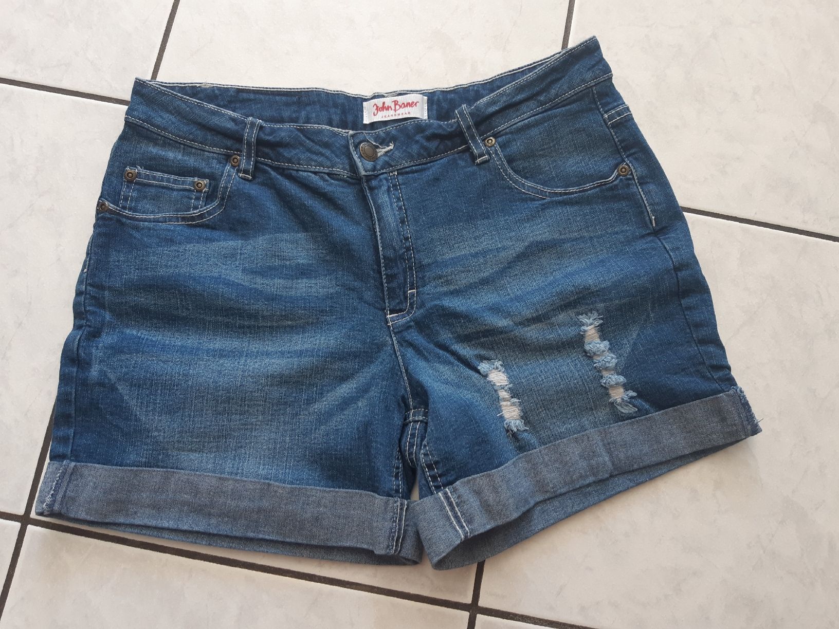 John Baner Jeans: Jeans Short – Usato da Marly venduto da schnibu2