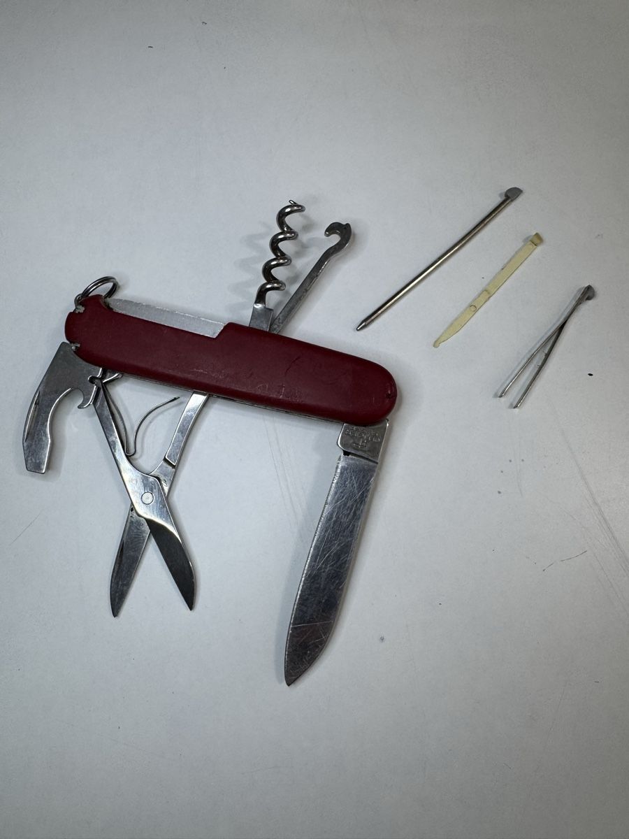 Victorinox Coltelli tascabile: Victorinox sackmesser – Usato da Zürich venduto da Privat4444 1