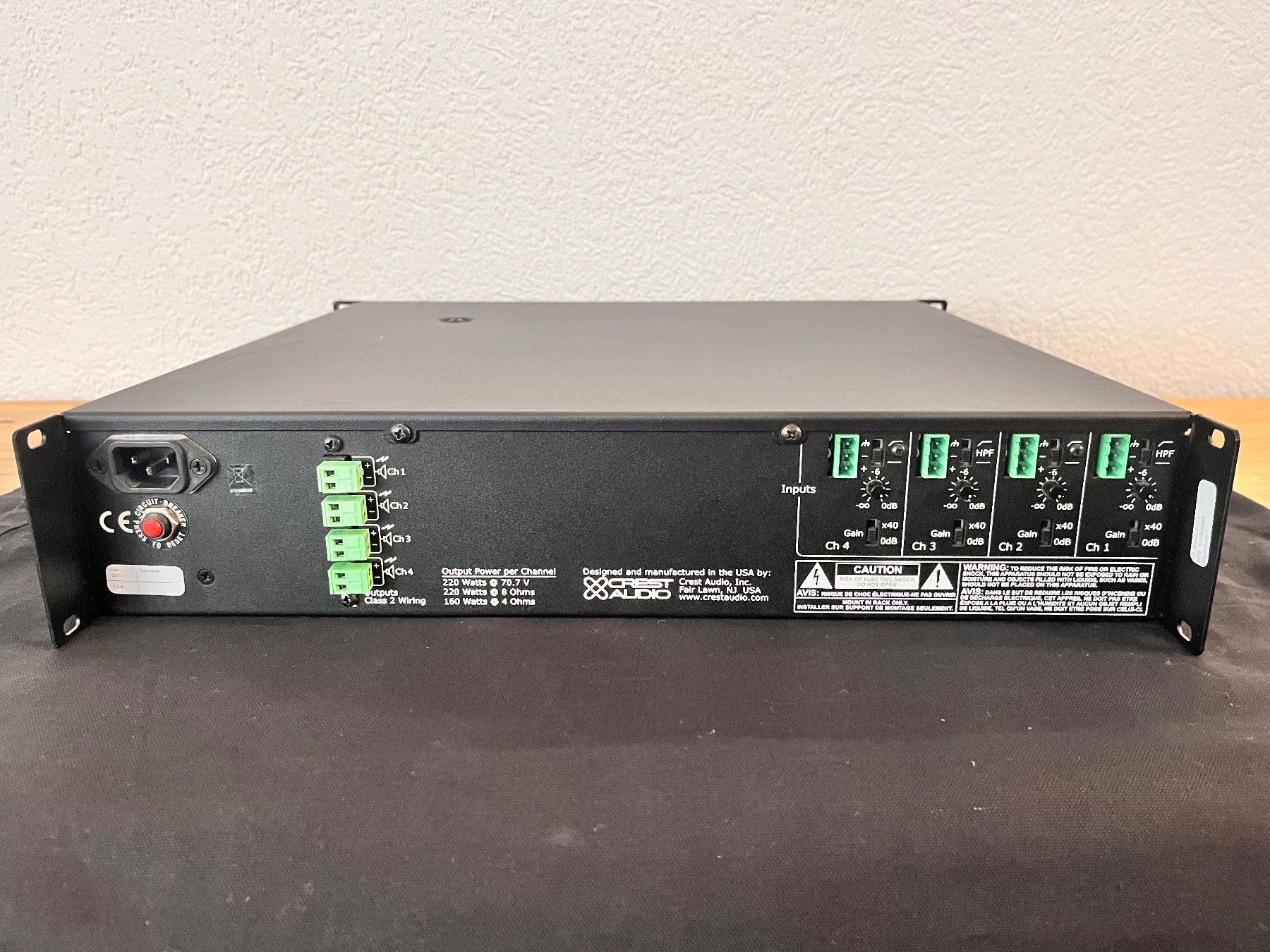 Amplificatori: Crest Audio CM 2204 – Usato da Bern venduto da NIKA-SYSTEMS 2